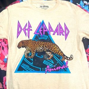 Def leopard shirt